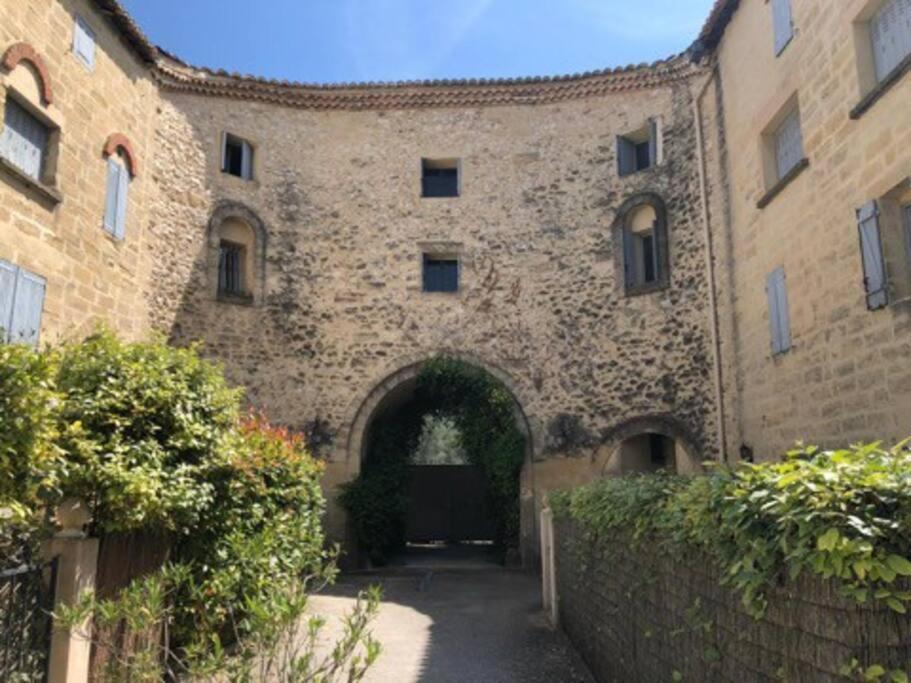 Le Provence Avec Piscine, Climatisation Et Parking Apartment Uzes Exterior photo